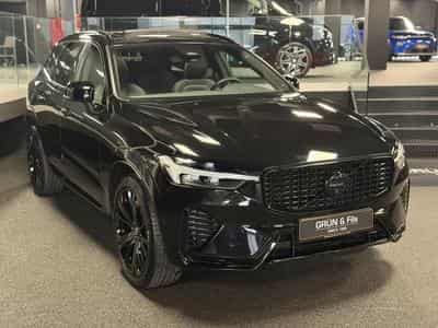 Volvo XC60 B5 AWD BLACK EDITION (2024) - Foto 1