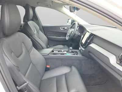 Volvo XC60 B4 Plus Dark / Essence (2024) - Foto 15