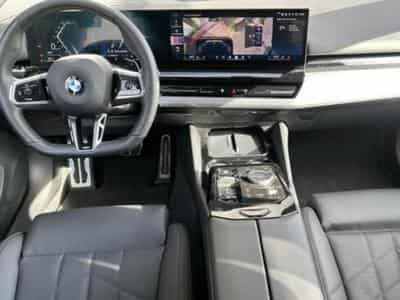 BMW 520 sport M (2024) - Photo 1