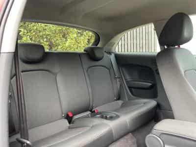 Audi A1 1.2 TFSi (2011) - Foto 8