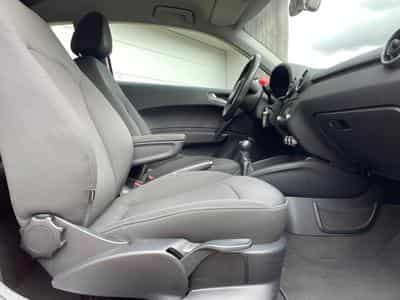 Audi A1 1.2 TFSi (2011) - Foto 4