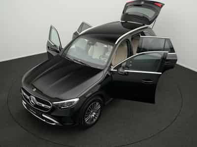 Mercedes GLC 200 4MATIC Avantgarde Kamera+19"+LED+MBUX (2024) - Photo 14