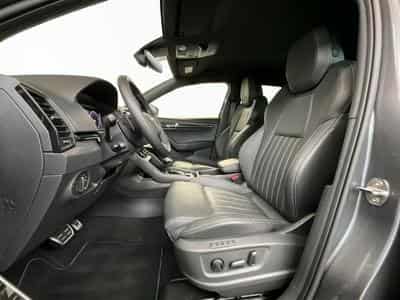 Skoda Karoq Sportline+DSG+4x4+P.Perf. (2025) - Foto 9