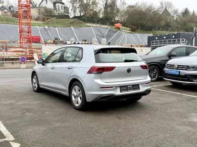 VW Golf VIII 1.0 eTSI 110 DSG7 Life NAVI/CAM/VIRTUAL (2023) - Photo 4