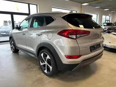 Hyundai Tucson Premium 4WD (2016) - Photo 5