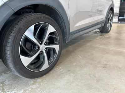 Hyundai Tucson Premium 4WD (2016) - Photo 7