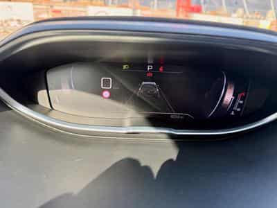 Peugeot 5008 2.0 BlueHDi 177 EAT8 GT-Line 7 pl PANO/360°/ACC (2021) - Photo 14