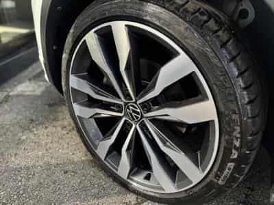 VW Golf R-Line 1.5L 150CV (2021) - Foto 10