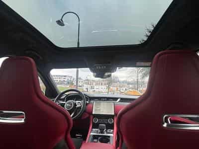 Jaguar F-Pace SVR (2024) - Photo 5