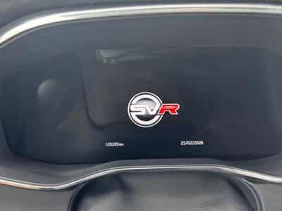 Jaguar F-Pace SVR (2024) - Photo 12