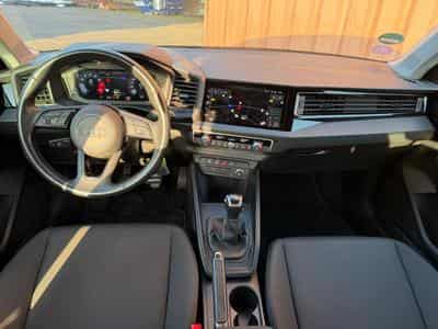 Audi A1 2.5 TFSI 95CH Sportback Business (2021) - Photo 3