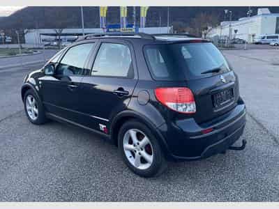 Suzuki SX4 1.6 SX4-Benzin-4x4-TÜV 2/2027 (2009) - Photo 4