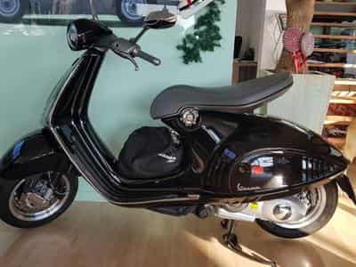Vespa 946 (2015) - Photo 1