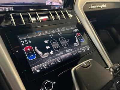 Lamborghini Urus (2020) - Photo 12