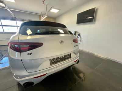 Alfa-Romeo Stelvio Veloce (2021) - Photo 5