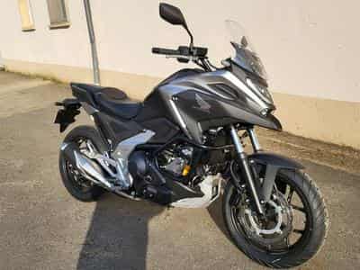 Honda NX NC750x (2022) - Photo 1