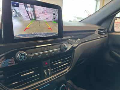 Ford Kuga ST-Line (2021) - Photo 13