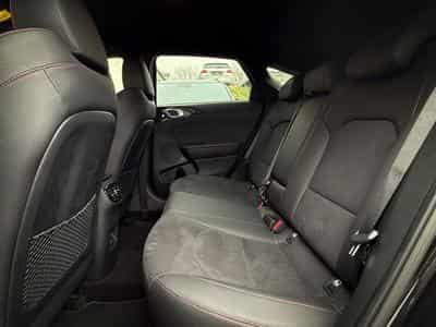 Kia ProCeed GT 1.6T-GDi 204 DCT (2023) - Photo 12