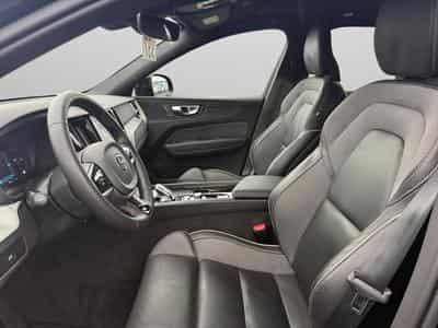 Volvo XC60 B5 Black Edition Plus / Essence (2025) - Foto 10