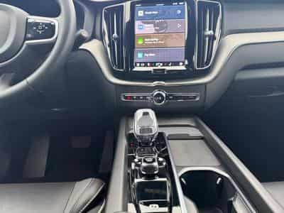 Volvo XC60 B5 Black Edition Plus / Essence (2025) - Foto 11