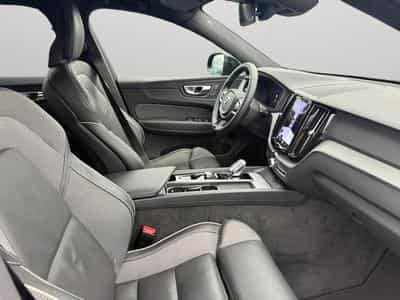 Volvo XC60 B5 Black Edition Plus / Essence (2025) - Foto 15