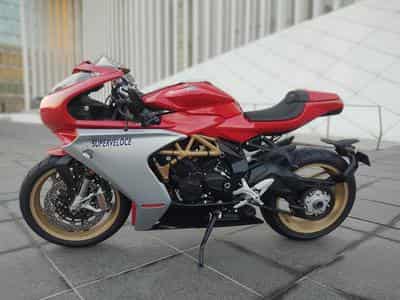 MV Agusta Superveloce (2020) - Foto 2