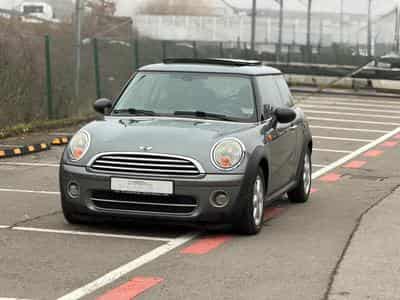 Mini One 1.6 TDI (2010) - Photo 1