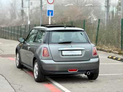 Mini One 1.6 TDI (2010) - Photo 3
