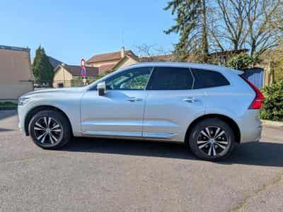 Volvo XC60 B5 / Finition INSCRIPTION (2021) - Photo 2