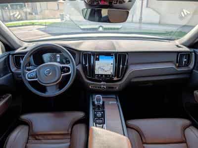 Volvo XC60 B5 / Finition INSCRIPTION (2021) - Photo 5