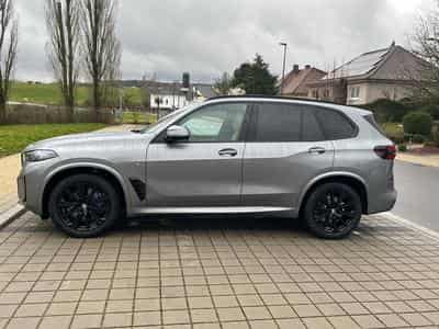 BMW X5 40d M pack (2025) - Photo 1