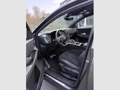 DS Automobiles DS7 DS7 E-TENSE 360 performance Line (2023) - Foto 9