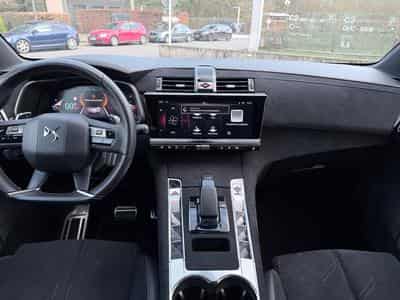 DS Automobiles DS7 DS7 E-TENSE 360 performance Line (2023) - Foto 10