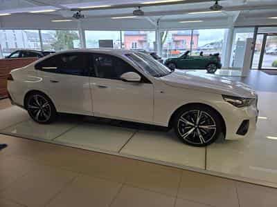 BMW i5 eDrive 40 (2026) - Photo 1