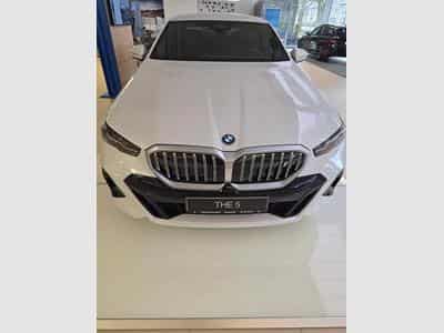 BMW i5 eDrive 40 (2026) - Photo 2