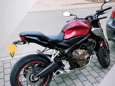 Honda CB Sport (2022) - Photo 1