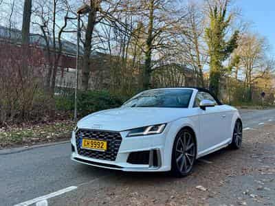 Audi TTS Roadster Full Option Matrix (2019) - Photo 1