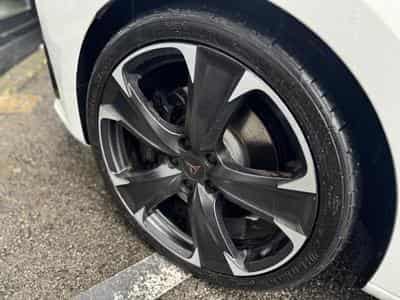 Cupra Leon VZ 2.0 TSI 300CV (2023) - Foto 14