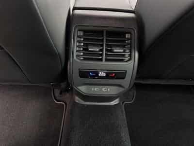 Cupra Leon VZ 2.0 TSI 300CV (2023) - Foto 11