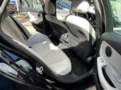 Mercedes C 180 9G-TRONIC (2018) - Foto 13