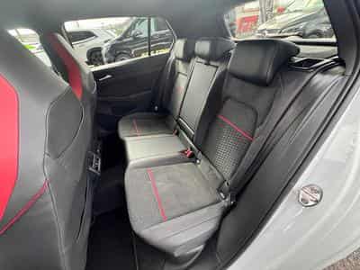 VW GTI GOLF VIII GTI CLUBSPORT 2.0L 300CV (2022) - Foto 11