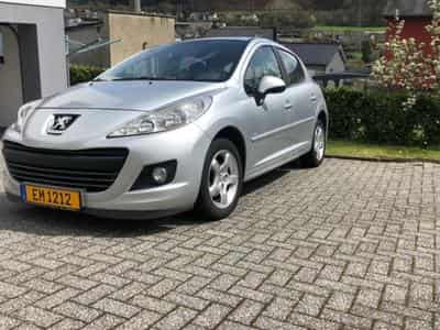 Peugeot 207 1.6 HDI 98g (2012) - Photo 1