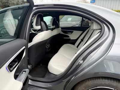 Mercedes C 200 200 d 9G-Tronic AMG Line Night/360°/Keyless (2023) - Foto 11