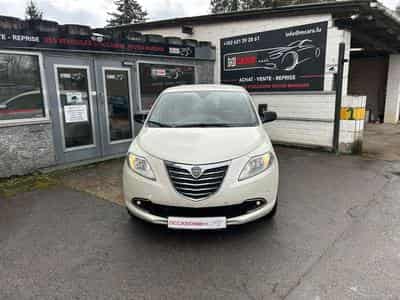 Lancia Ypsilon 1.3 JTD 95CV 5 PORTES 1 MAIN 74.000KM (2011) - Photo 2