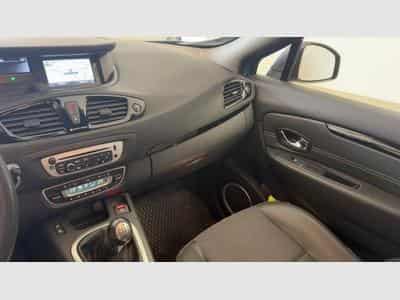 Renault Scenic III Dynamique (2012) - Photo 9