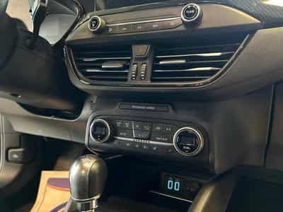 Ford Focus Lim. ST-Line (2021) - Photo 9