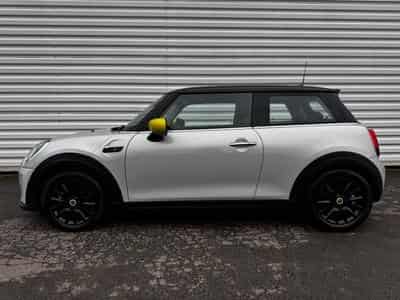 Mini Cooper Cooper SE 184ch Classic BVA 5CV (2022) - Photo 2