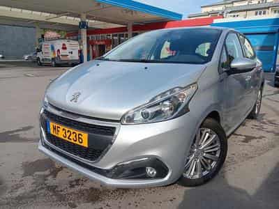 Peugeot 208 (2018) - Photo 1