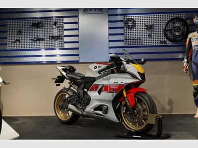 Yamaha R7 60Th Anniversary (2022) - Photo 1