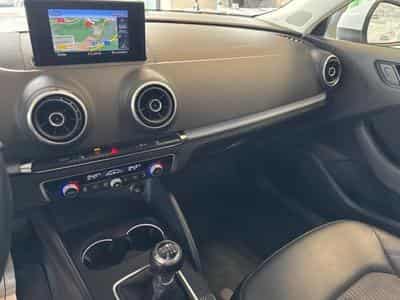 Audi A3 Sportback ambiente (2015) - Photo 9